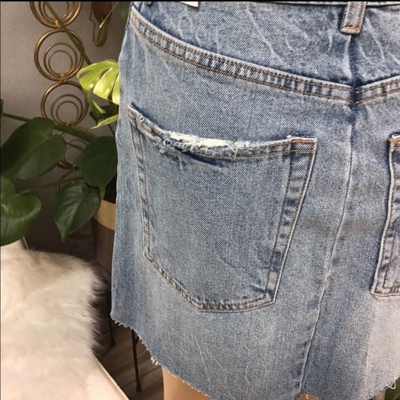 Zara Denim Mini Skirt - Picture 4 of 6